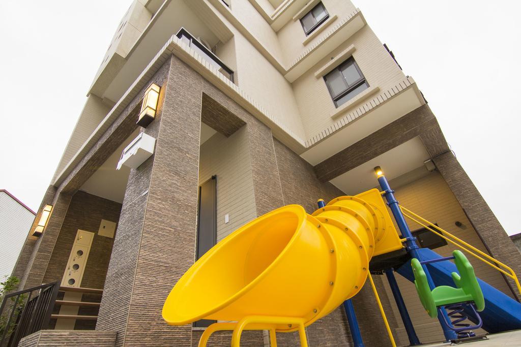 羅東木村電梯民宿Luodong Tree BnB 雲朵朵二館 Ngoại thất bức ảnh